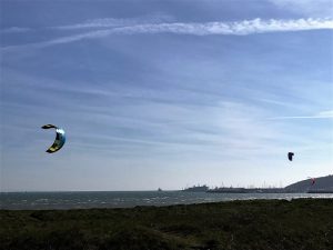 Kitesurfing