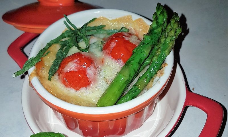 Veggie stuffed mushroom with asparragus